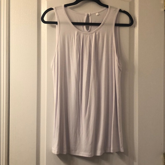 Tops - White flowy tank